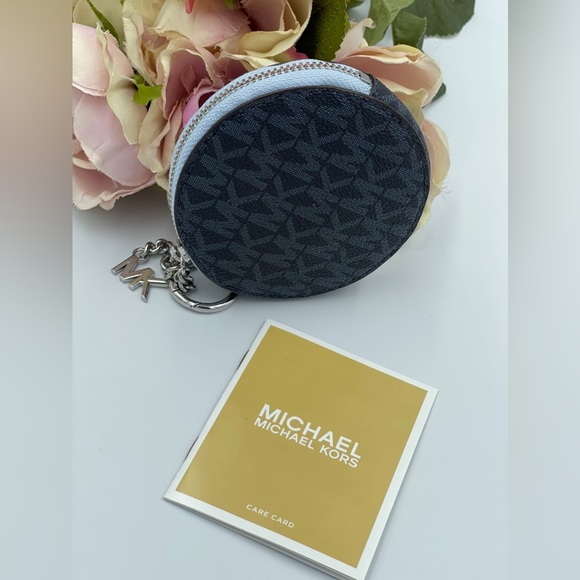 Michael Kors Jet Set Round Coin Pouch Key Ring - Picture 1 of 5
